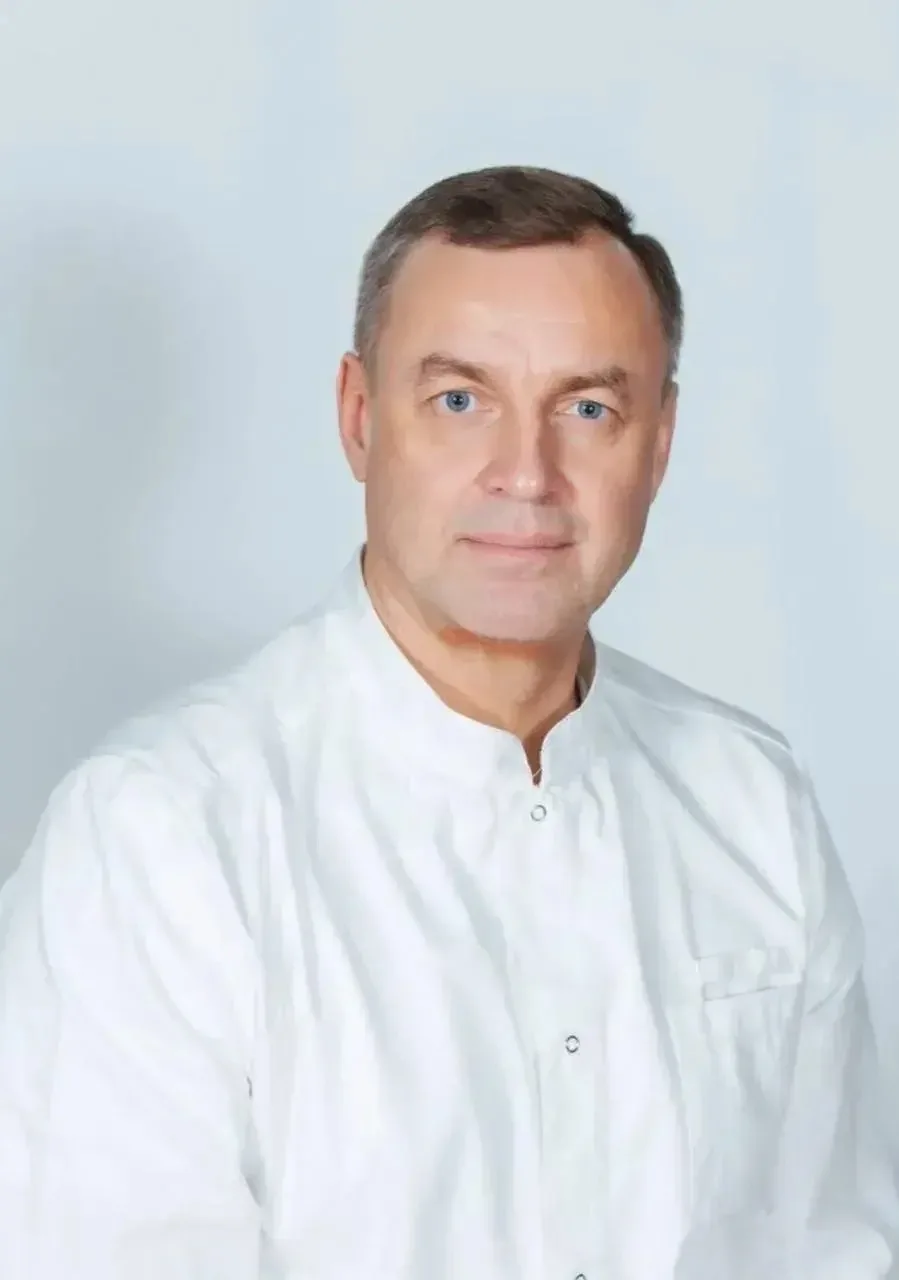 Врач Дмитрий Назаров
