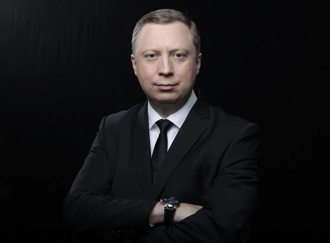 Эдуард Петров
