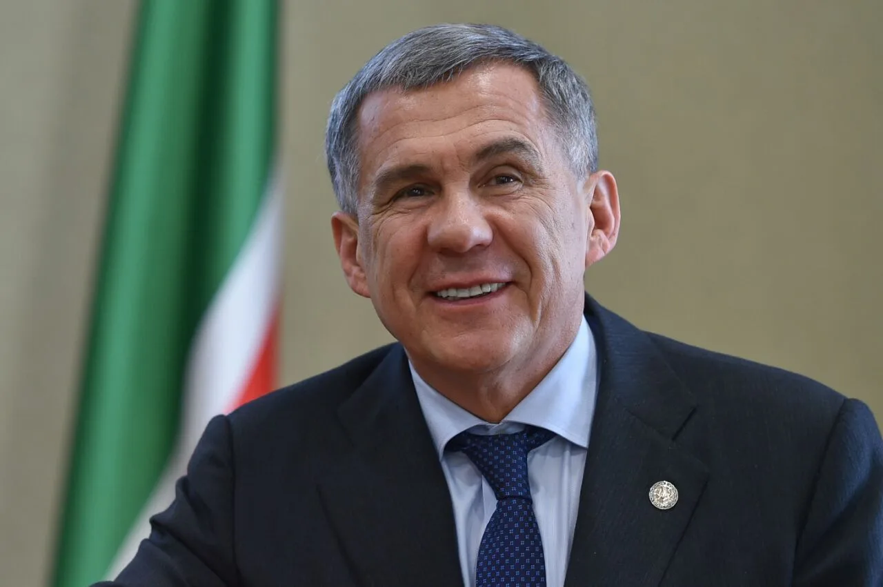 Рустам Минниханов